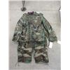 Image 1 : 2 New Camouflage Jacket and Pant Sets -Medium Size