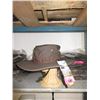 Image 1 : 5 New Amundson Out Back River Hats - Size L
