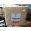 Image 1 : New 4 Piece King Polyester Sheet Set - Gold