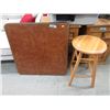Image 1 : Folding Card Table and Wood Stool