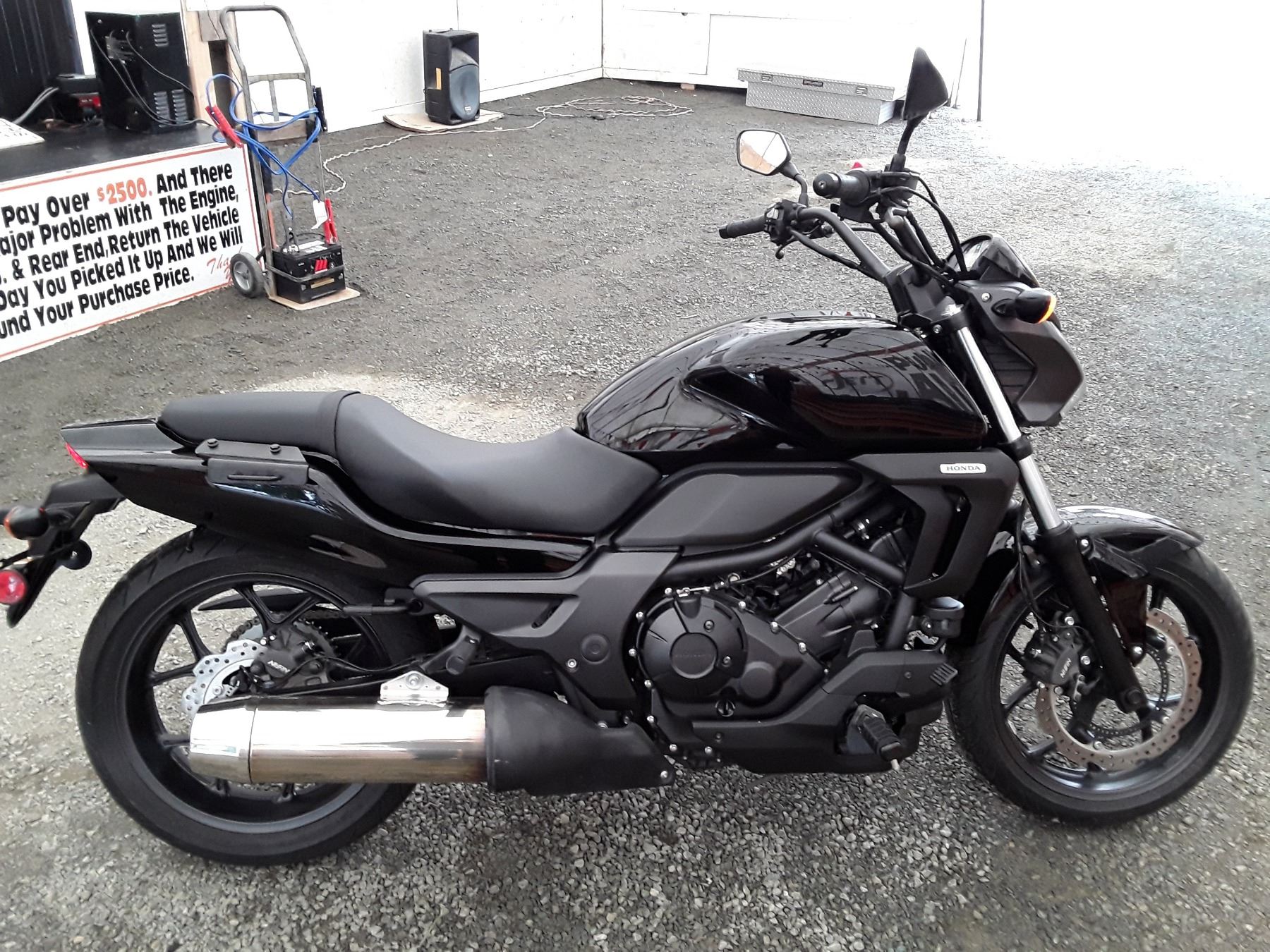2014 Honda CTX700 N - NO RESERVE - Selling at 12:30