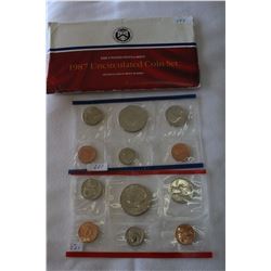 U.S.A. - Uncirculated Coin Set with 'D' & 'P' Mint Marks (1)