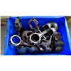 Image 1 : BOX OF PISTONS