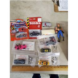 LOT OF TOY CARS