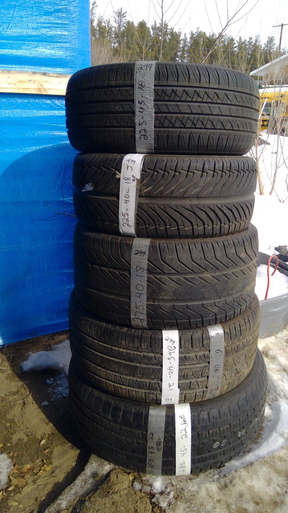 FIVE LOW PROFILE TIRES MISMATCHED SIZE & TREAD