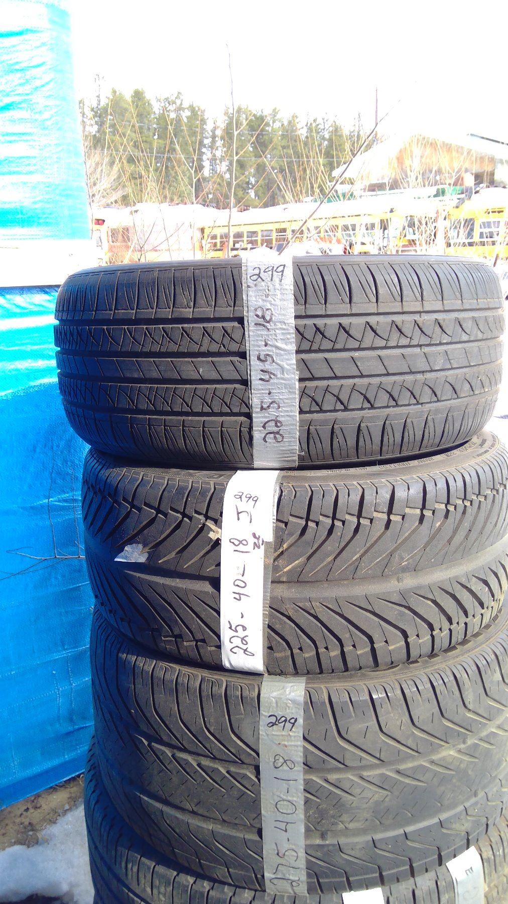 FIVE LOW PROFILE TIRES MISMATCHED SIZE & TREAD