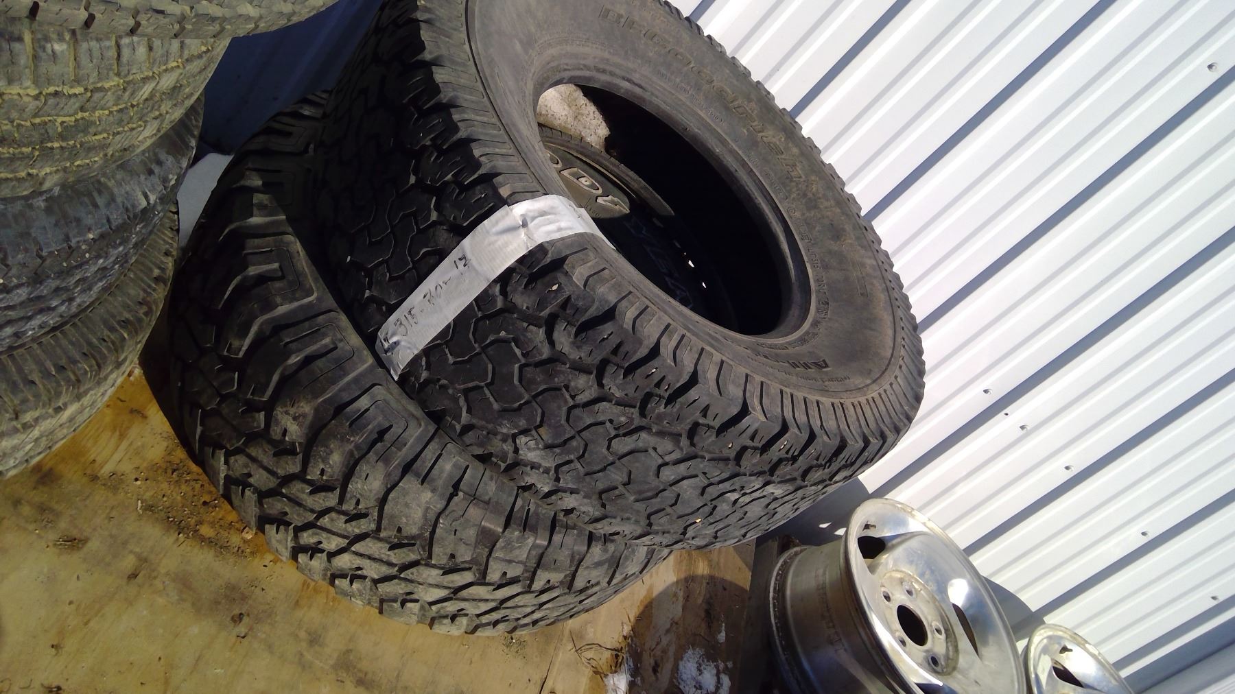 305/70/14, 315 70/17 TIRES Schmalz Auctions