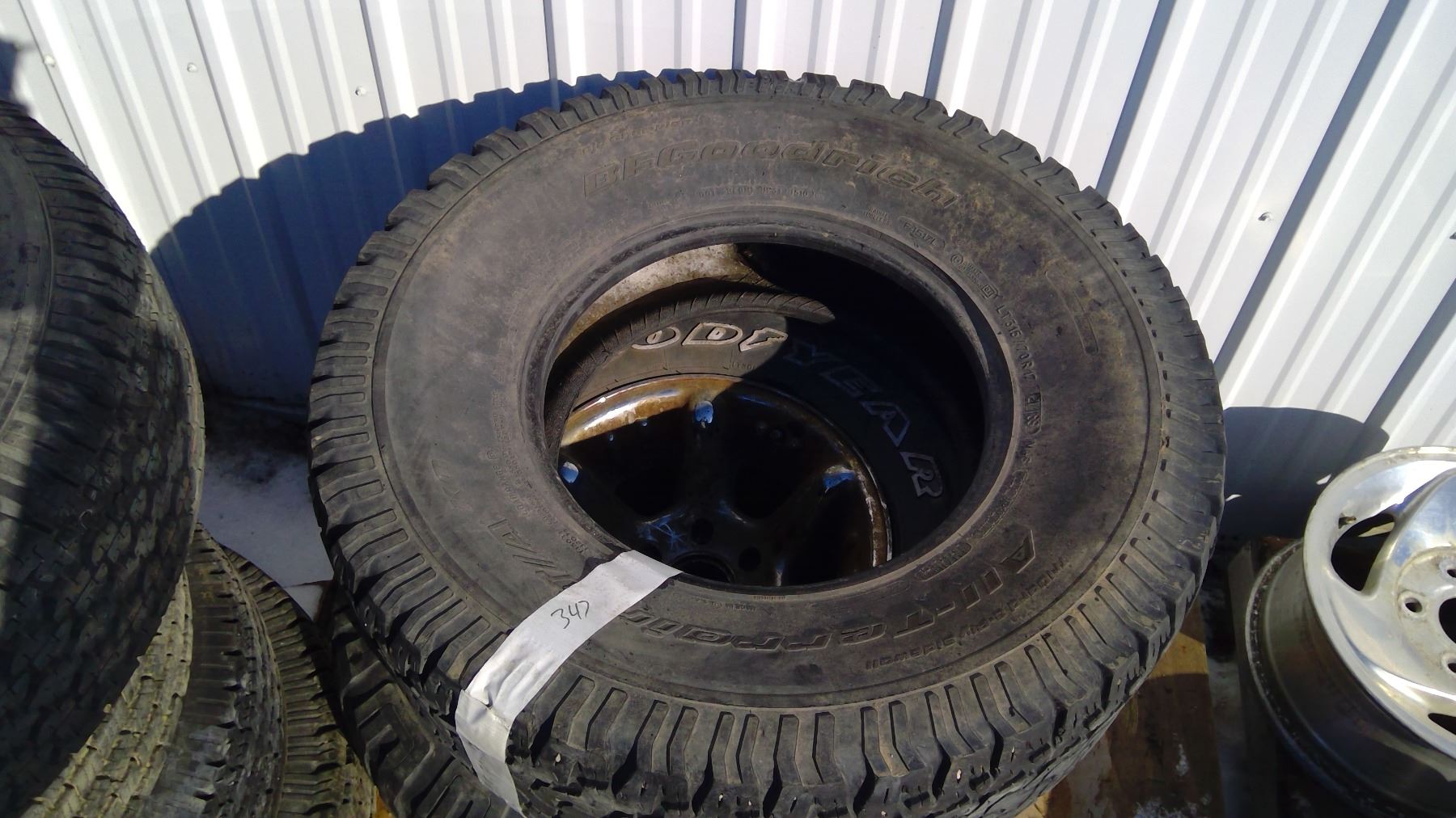 305/70/14, 315 70/17 TIRES Schmalz Auctions