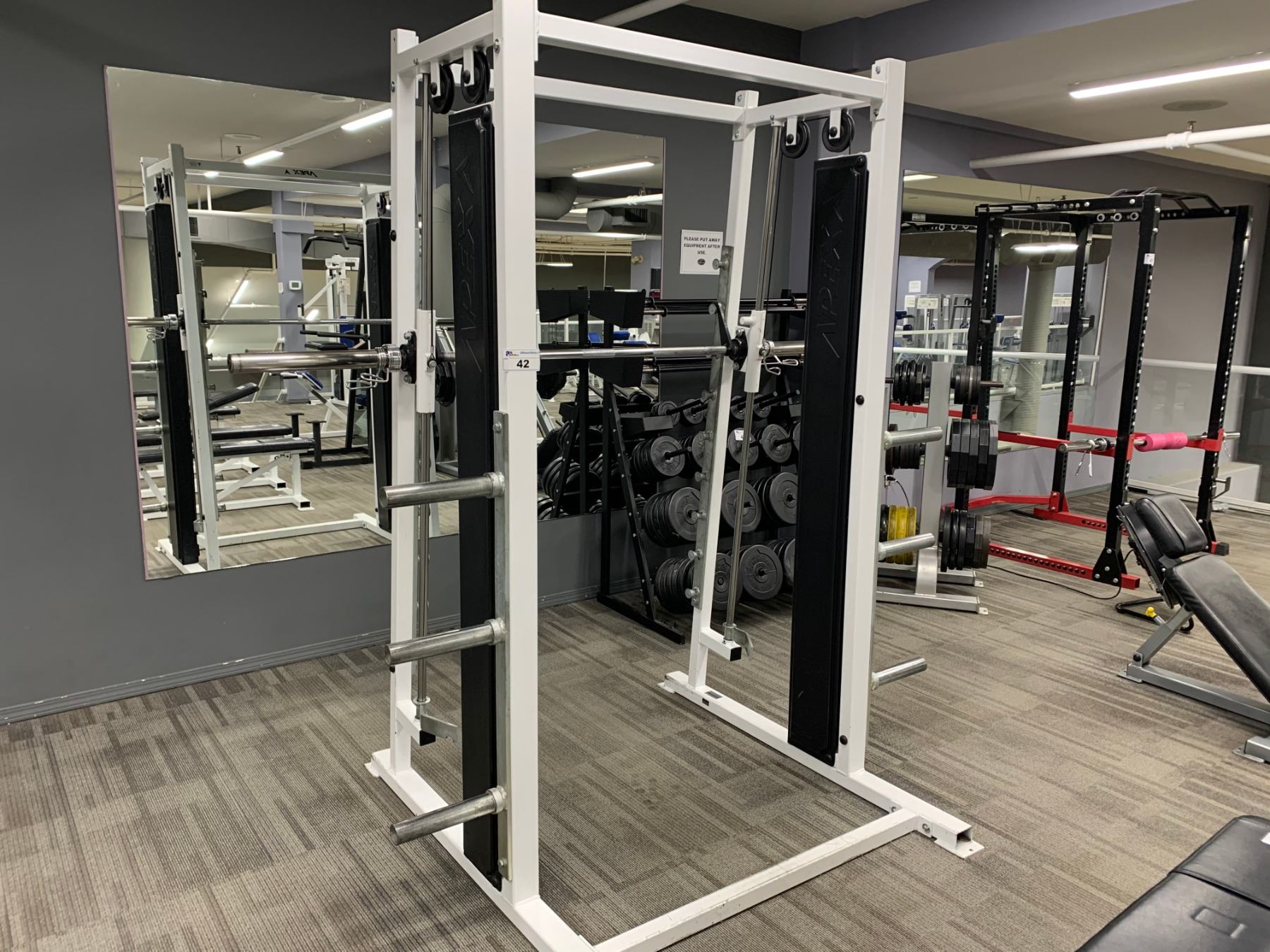 WHITE APEX SMITH RACK MACHINE - Able Auctions