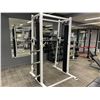 Image 1 : WHITE APEX SMITH RACK MACHINE