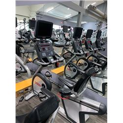 STAR TRAC FITLINXX COMMERCIAL RECUMBENT EXERCISE BIKE WITH USB, RCA, AUXILIARY JACK & CONTROLLED