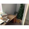 Image 2 : CONTENTS OF UPPER OFFICE INCLUDING SHELF WITH MAGAZINES, TV, 2 DESKS, ASSORTED CHAIRS, FILE