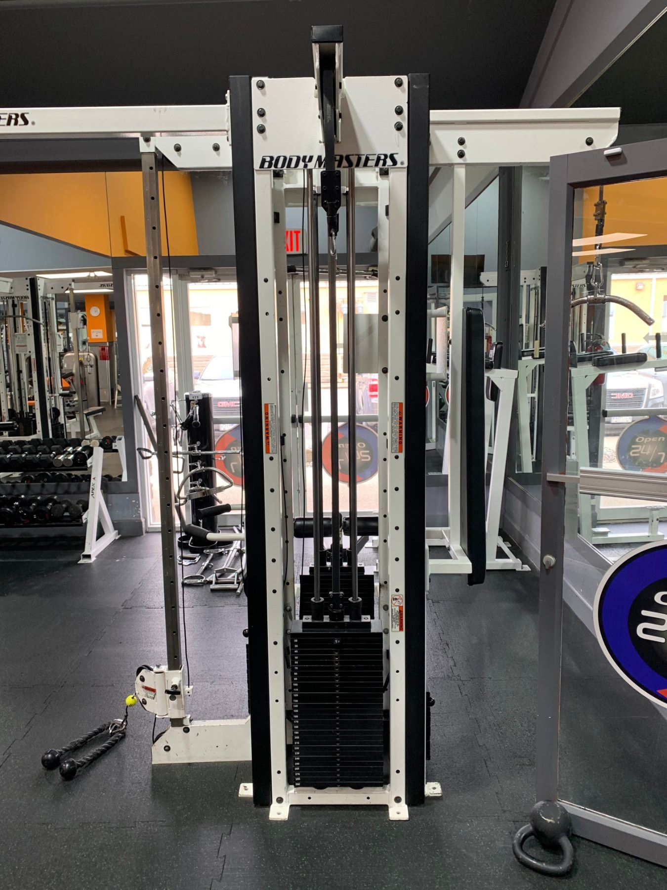 BODY MASTERS CIRCUIT MASTER 10 STATION CABLE/MULTI GYM MACHINE