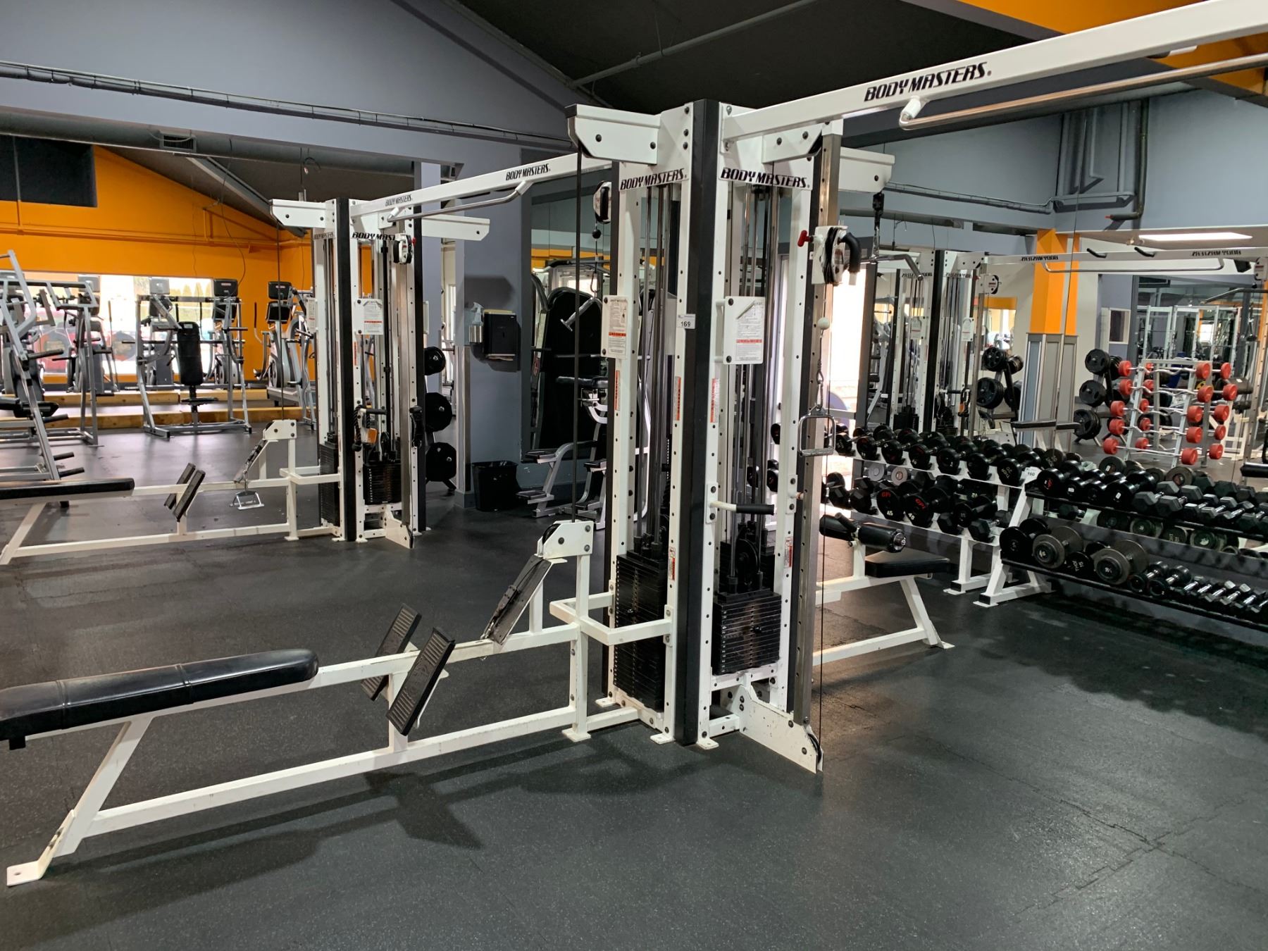 BODY MASTERS CIRCUIT MASTER 10 STATION CABLE/MULTI GYM MACHINE