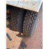 Image 8 : 2006 Ford Water Truck 2000 Gallons-LOCATED ON KAUAI (Runs Drives Sprays Water See Video)