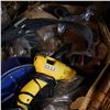 Image 2 : BOX OF LOST PROPERTY TOOLS