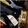 Image 3 : BOX OF LOST PROPERTY ITEMS