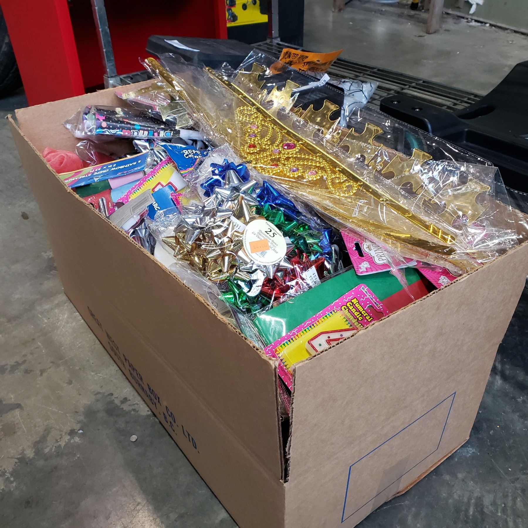 BOX OF NEW PARTY SUPPLIES