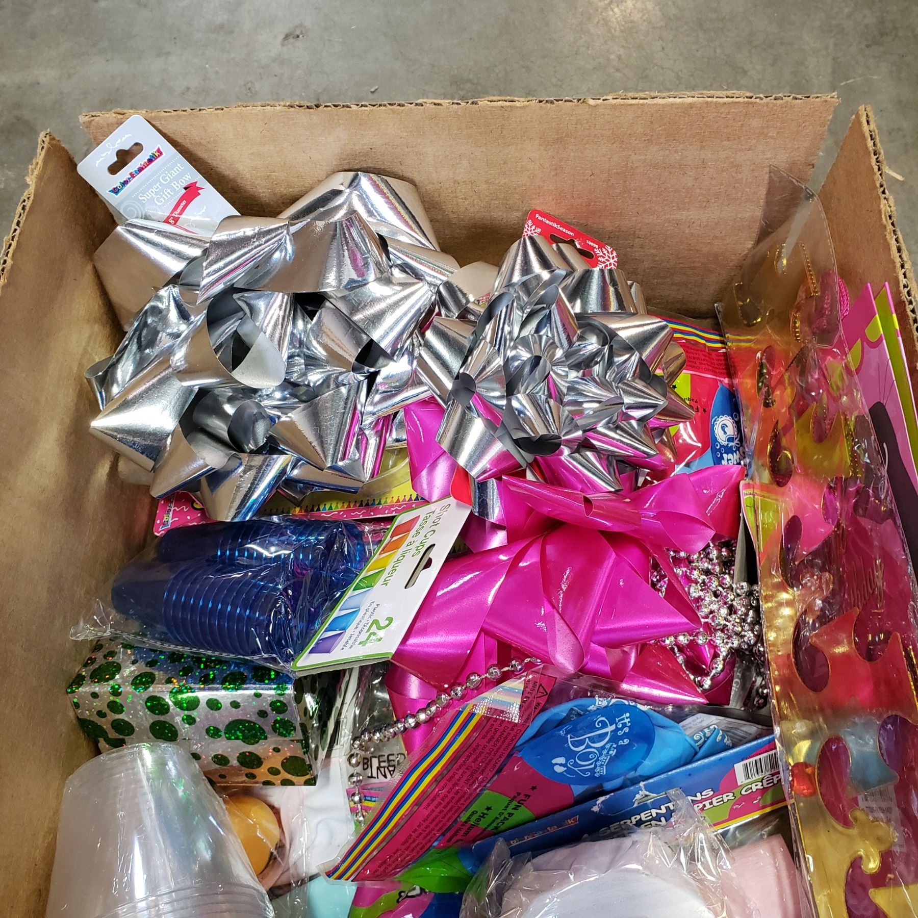 BOX OF NEW PARTY SUPPLIES - Big Valley Auction
