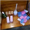 Image 2 : BOX OF NEW BATHROOM ITEMS