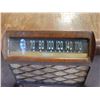 Image 2 : VINTAGE MARCONI RADIO