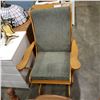 Image 2 : MAPLE GLIDER ROCKER