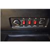 Image 2 : TWIN STAR FIRE PLACE MODEL 33E05