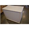 Image 3 : WHITE 2 DOOR CUPBOARD