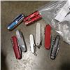 Image 2 : LOT OF 8 SWISS ARMY KNIVES AND LEATHER MAN