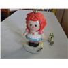 Image 2 : RAGEDDY ANNE TABLE LAMP