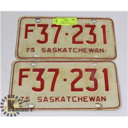 1975 MATCHING PAIR SASKATCHEWAN LICENSE PLATES