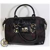 Image 1 : COACH BRANDED PURSE
