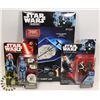 Image 1 : LOT OF 3 STAR WARS COLLECTIBLES.