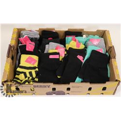 LOT OF ASSORTED GLOVES.