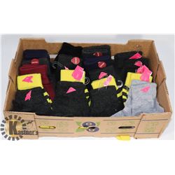 LOT OF 20 PAIRS OF GLOVES