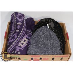 4 BEAVER CANOE TOQUES AND 4 MOSSIMO TOQUES