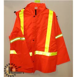 NEW 2XL REFLECTIVE HOODED RAIN JACKET