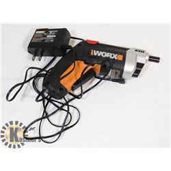 WORX CORDLESS 4V SCREW GUN.