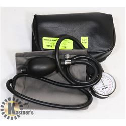 BLOOD PRESSURE MONITOR