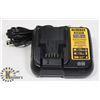 Image 1 : DEWALT 12V/20 VOLT BATTERY CHARGER