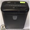 Image 1 : 8 SHEET PAPER SHREDDER WITH BIN