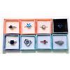 Image 1 : 12)  LOT OF 8 DELUXE FASHION RINGS