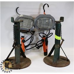 LOT OF 2 AXEL STANDS AND 2 PORTABLE WORK LIGHTS.