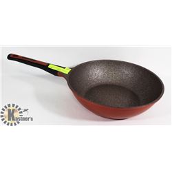 QUEEN ART DEEP DISH SKILLET