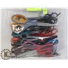 Image 1 : BAG OF SCISSORS.