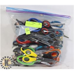 BAG OF SCISSORS.