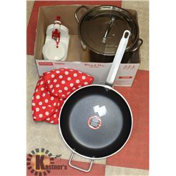 CORN ROASTER, FRYING PAN, APPLE PEELER AND BUN