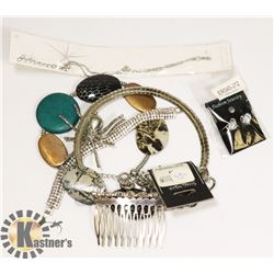 BAG OF ASSORTED COSTUME JEWELRY