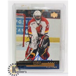 GRANT FUHR AUTOGRAPHED CALGARY FLAMES CARD.