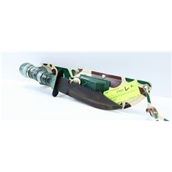 BLACK & GREEN SURVIVAL KNIFE 5 3/4"-BLADE